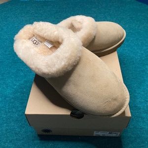 UGG Cluggette brand new, size 12